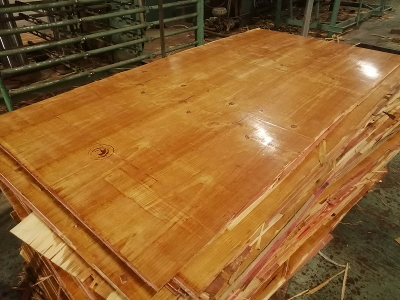 建築模板顏色為啥會越來越深